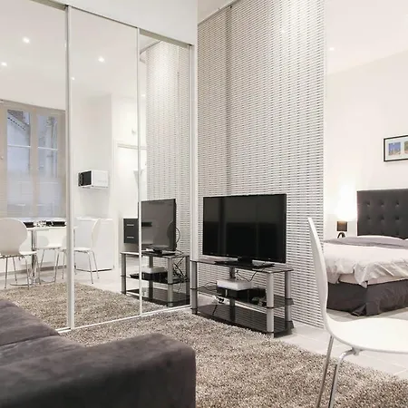 Renting - Gallo - New Modern Loft Old Town Massena ニース