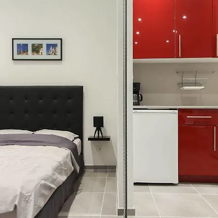 Gallo - New Modern Loft Old Town Massena *